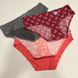Aéropostale Ladies Underwear Set of 4 - Burgundy, Floral Pink, Gray & dark pink